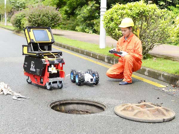雷波管道机器人检测